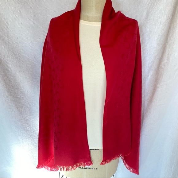 Coach wool silk red logo shawl scarf. - Picture 3 of 7